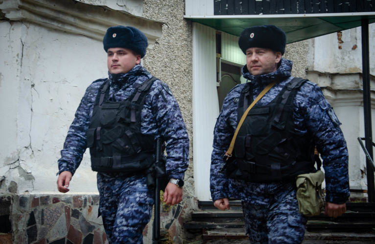 Росгвардейцы задержали нетрезвого пензенца, нарушившего общественный порядок в ресторане фастфуда