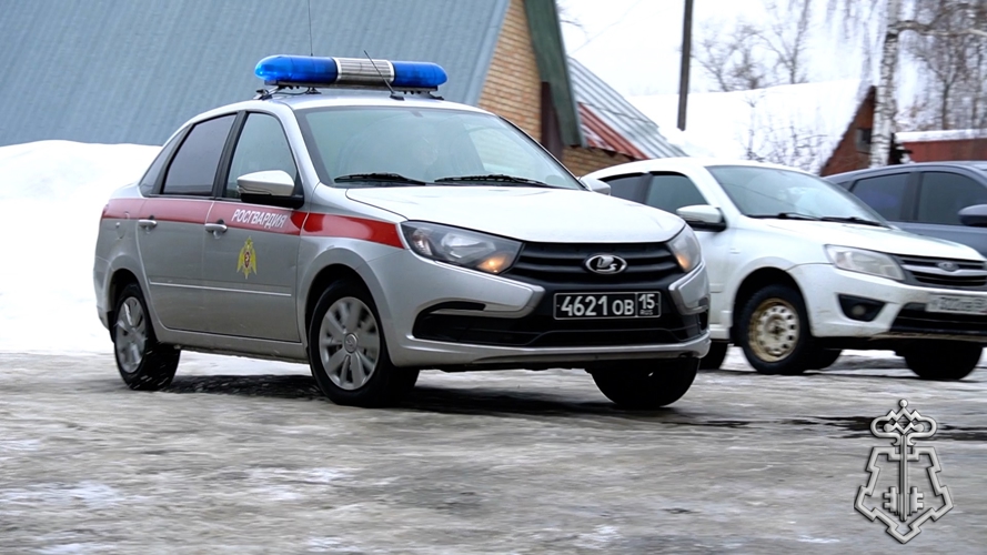В Пензе росгвардейцы задержали двух молодых людей, устроивших дебош в баре
