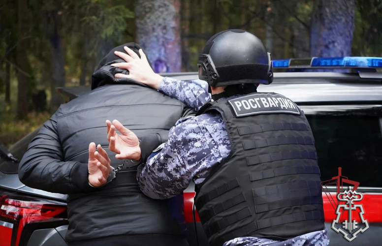 В Сердобске росгвардейцы задержали молодого человека, подозреваемого в хищении алкоголя