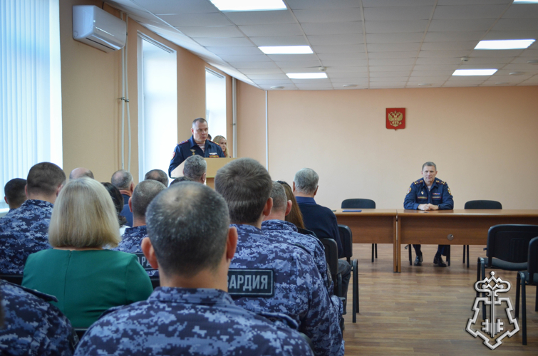 В Пензе отметили 74-ю годовщину вневедомственной охраны Росгвардии